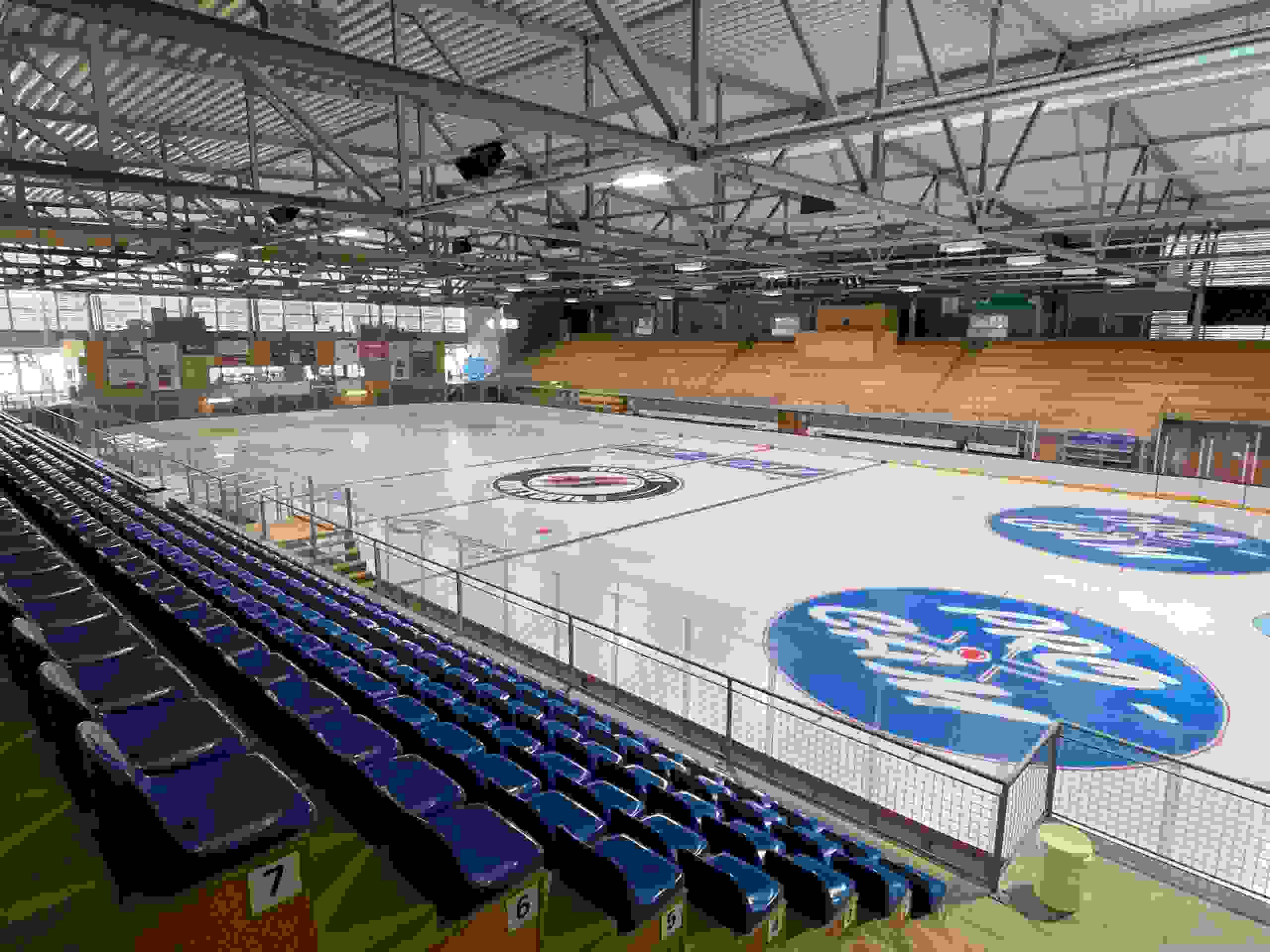 bild_eishalle_w2025.jpeg