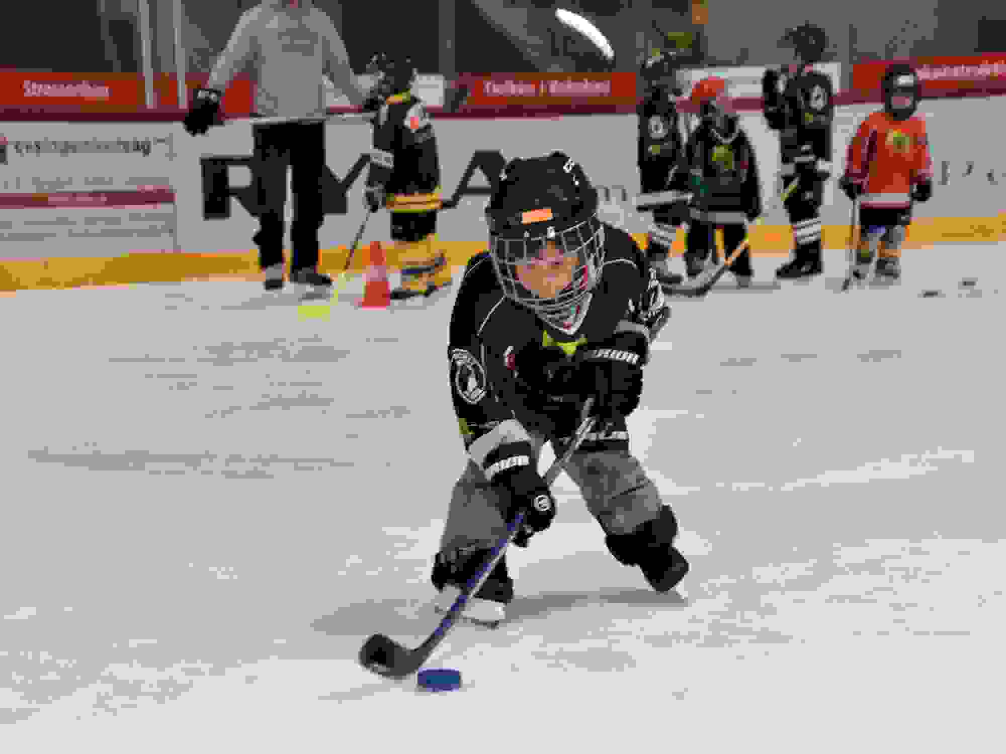 bild_hockeyschule_huttwil2_w2025.jpeg