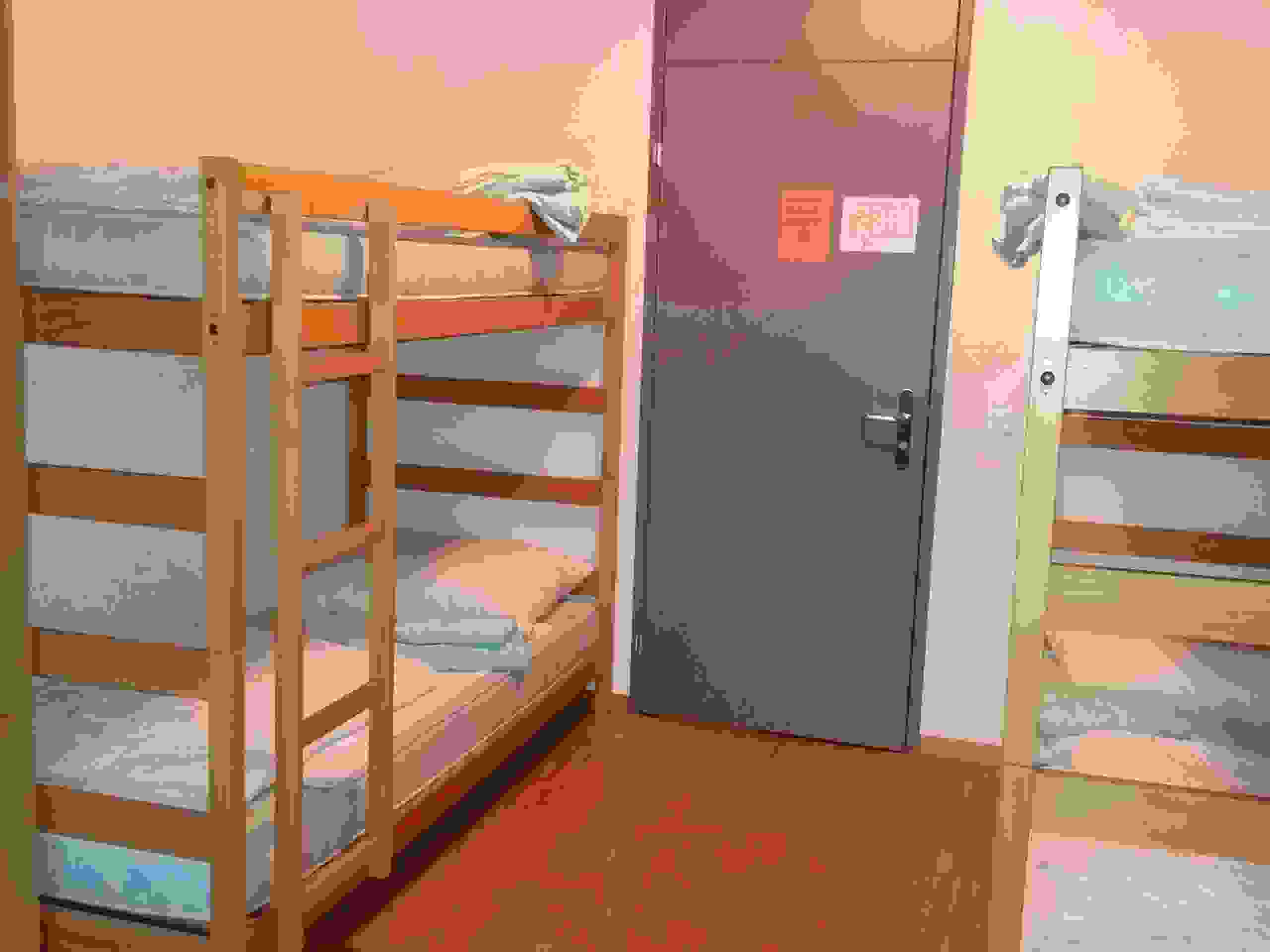 gastehaus_4er-zimmer.jpeg