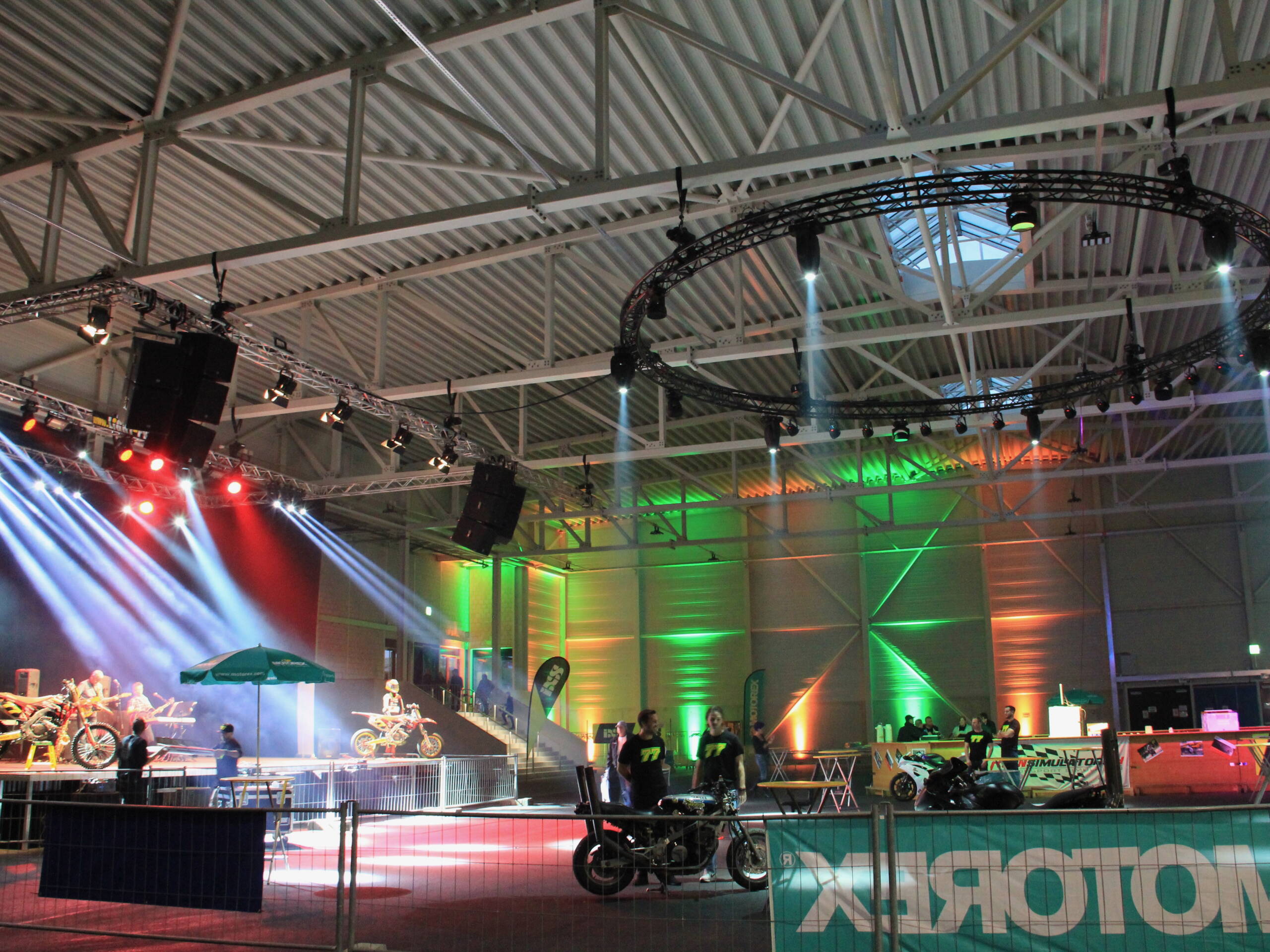 bild_eventhalle_motorsport_w2025.jpeg
